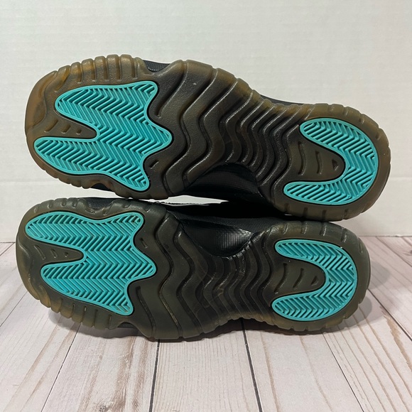 Nike Air Jordan 11 Retro Gamma - Picture 5 of 6